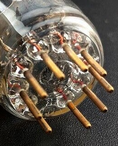 12AT7 with gold pins