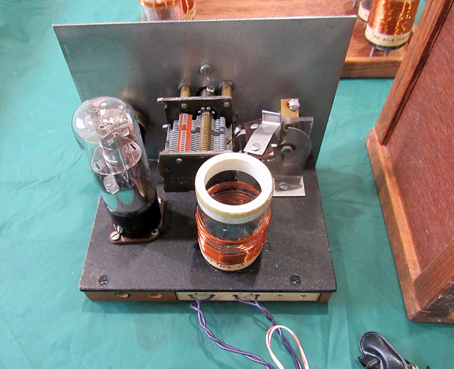 MRL 1 Tube Radio by Doug Wilson