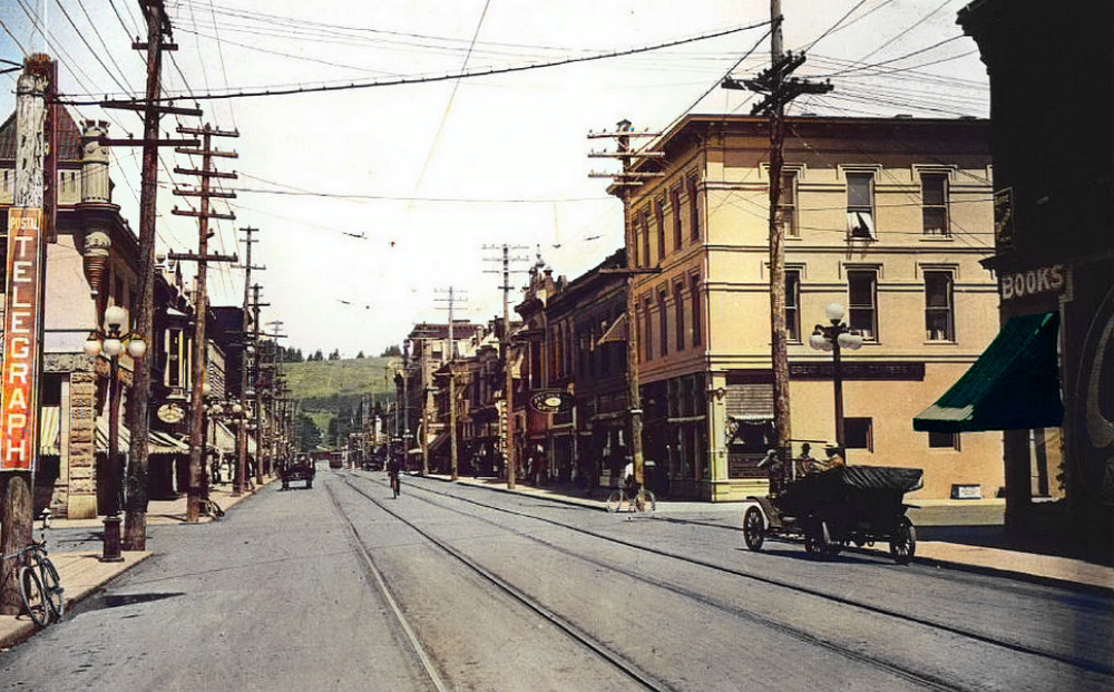 8th and Willamette Street Eugene, OR 1915