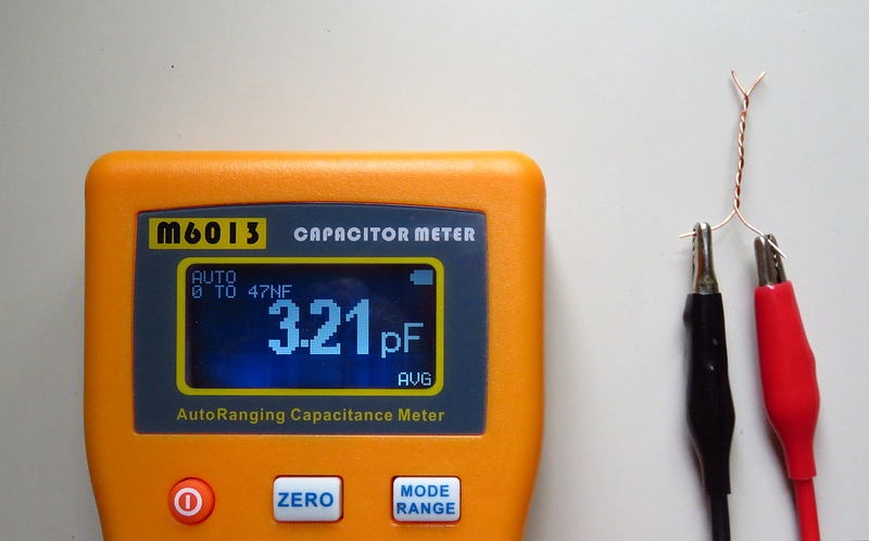 gimmick capacitor
