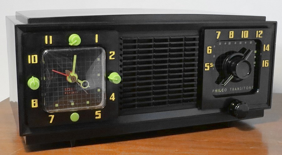 Philco Transitone Model B710 clock radio