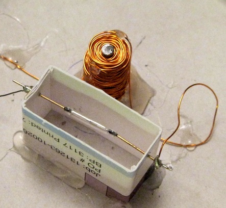 Placement of reed switch
